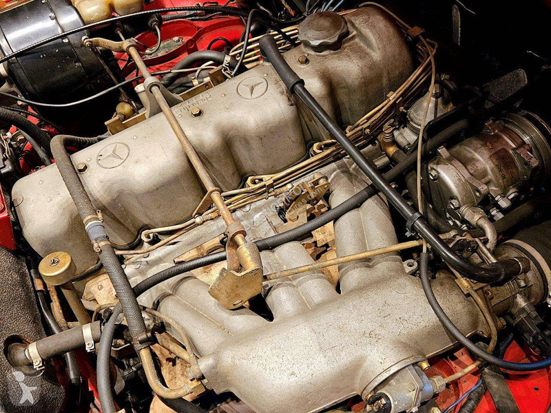 Furgoneta Mercedes SL 'Pagode' 200-serie