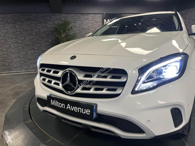 عربة نفعية Mercedes GLA 180  Inspiration