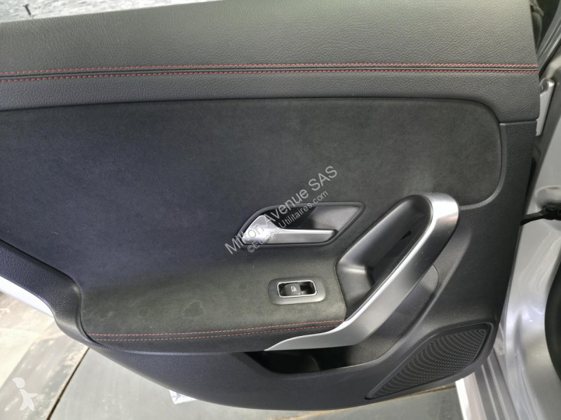Véhicule utilitaire Mercedes CLA Shooting Brake...