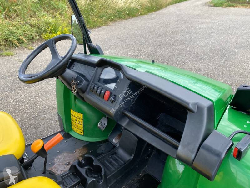 Samochód dostawczy John Deere