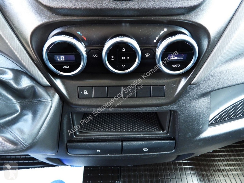 Veicolo commerciale Iveco 50C18 DAILY