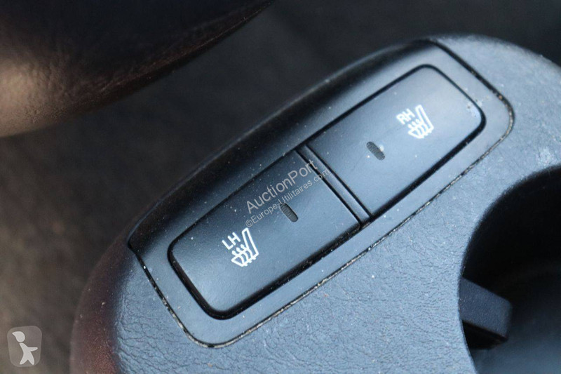 عربة نفعية Hyundai