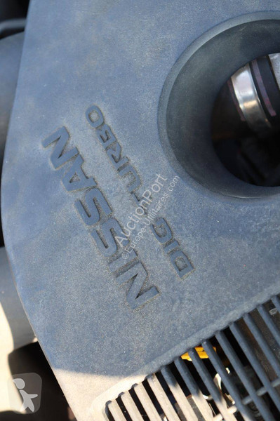 Autoutilitară Nissan