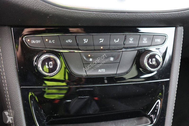 Véhicule utilitaire Opel