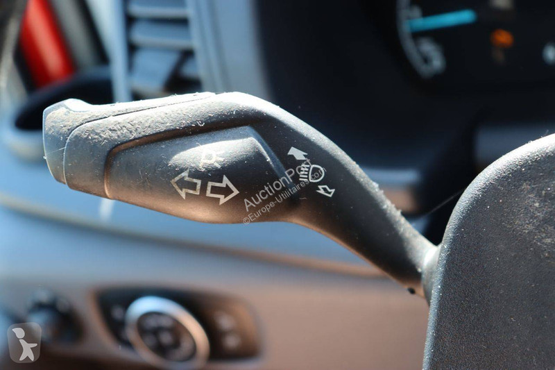 Véhicule utilitaire Ford