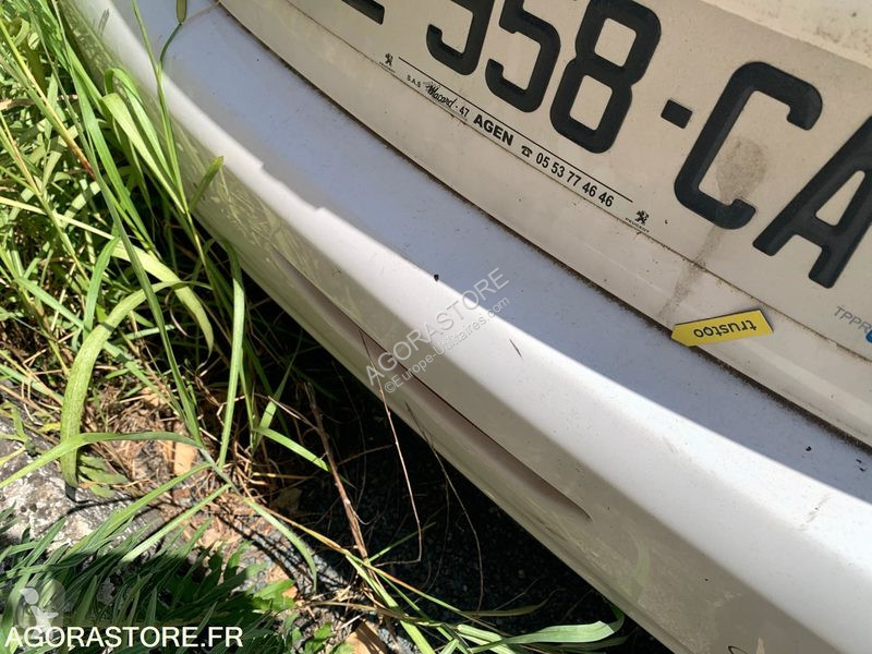 Véhicule utilitaire Peugeot 208