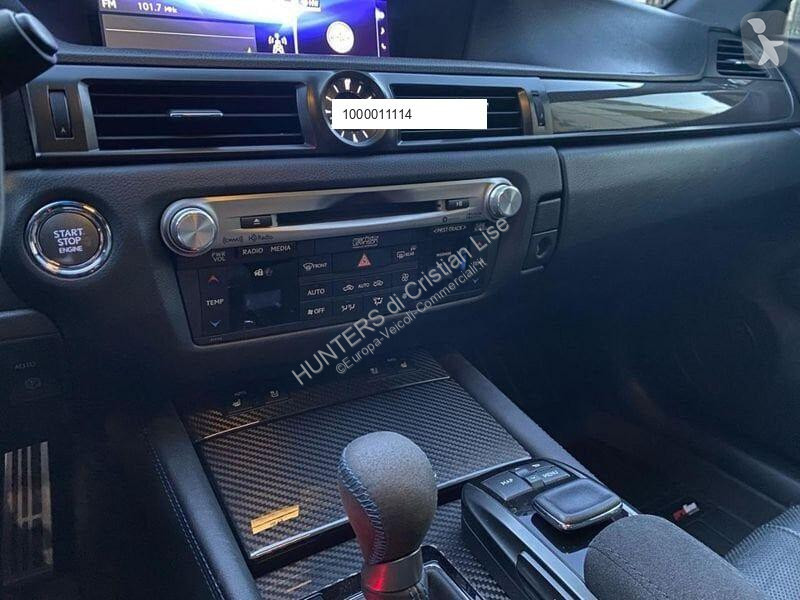 Autoutilitară Lexus GS