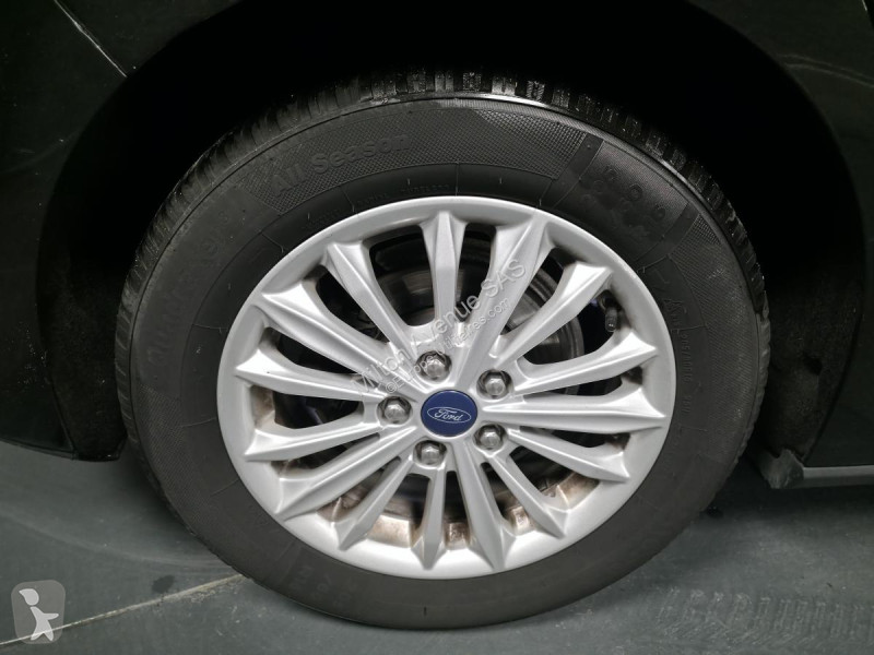 Véhicule utilitaire Ford FOCUS 1.0 EcoBoost...