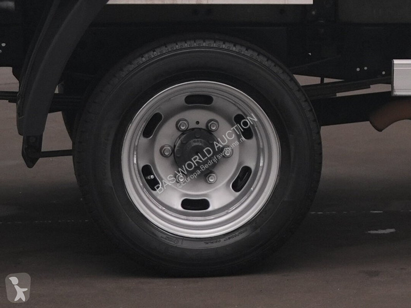 Véhicule utilitaire Iveco 35C14