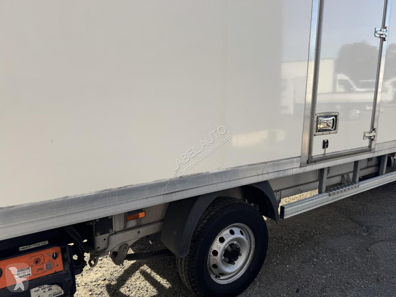 Fiat DUCATO CAISSE 20M3 + HAYON 3T5 MAXI 2.2...