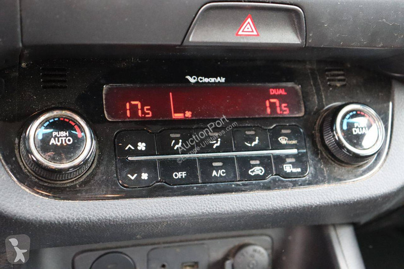 KIA  van