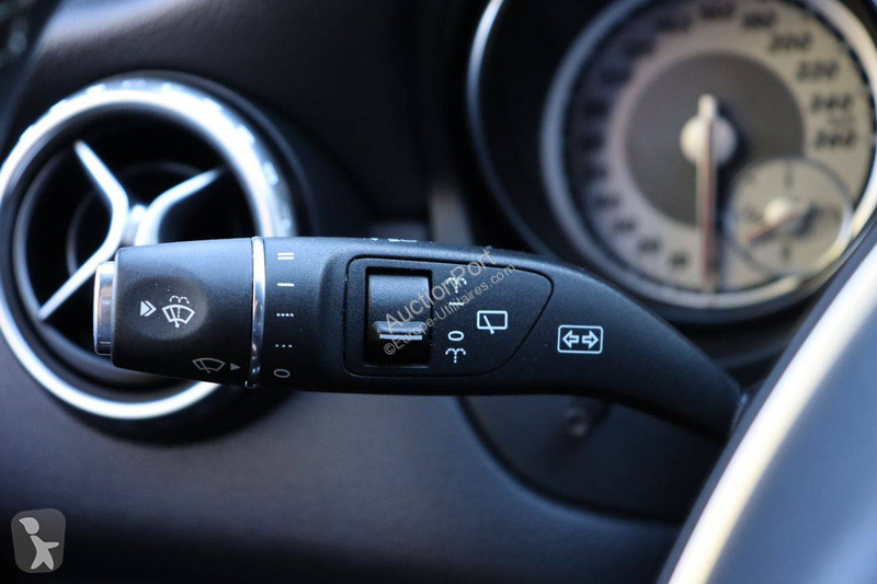 Bedrijfswagen Mercedes D GLA
