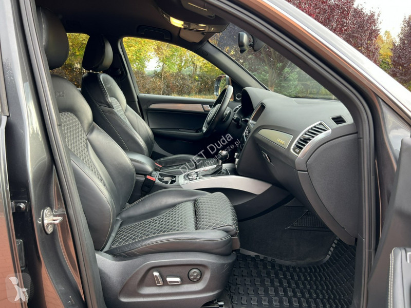 Véhicule utilitaire Audi SQ5
