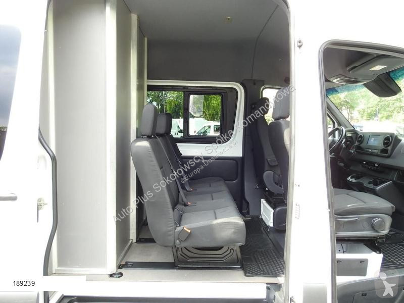 Véhicule utilitaire Mercedes SPRINTER FURGON...