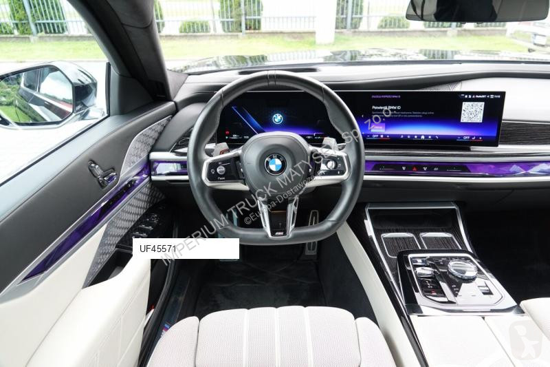 Véhicule utilitaire BMW 7 xDrive M Sport