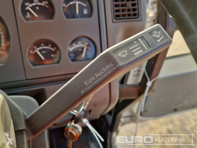 Furgoneta  75E15K