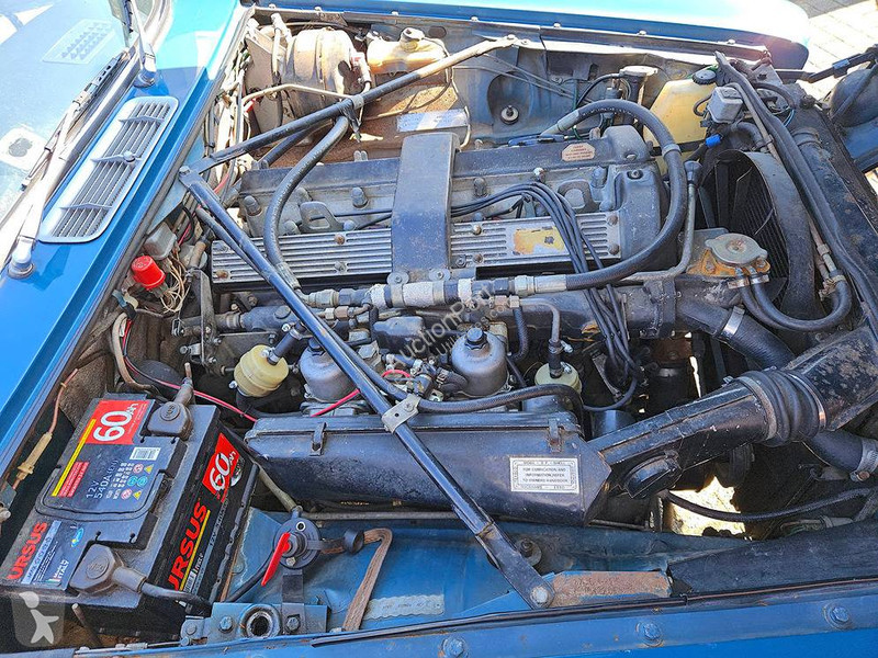 Véhicule utilitaire Jaguar 4.2 Manual 4-Speed...
