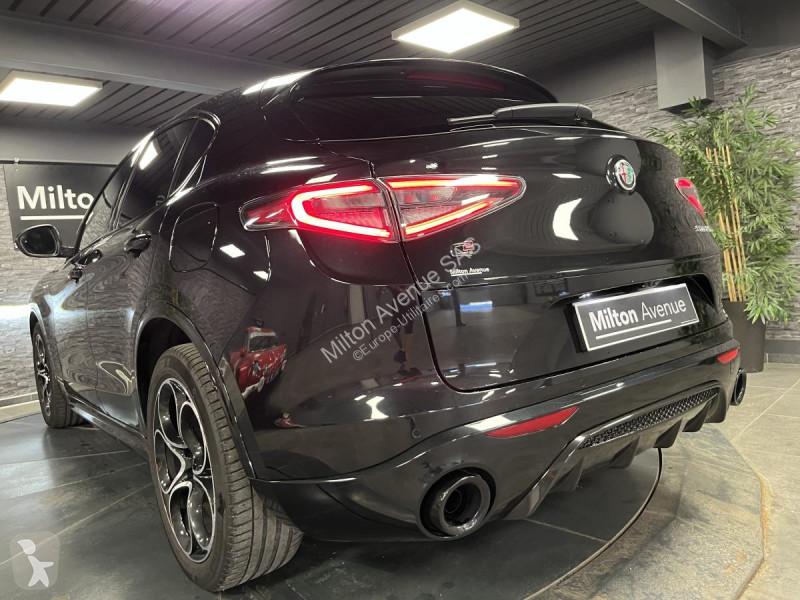 Samochód dostawczy Alfa-Roméo STELVIO 2.2 D -...