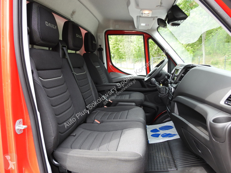 Samochód dostawczy Iveco 35S18 DAILY