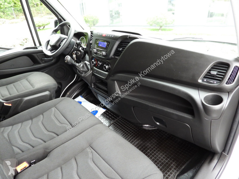 Furgoneta Iveco 35S18 DAILY