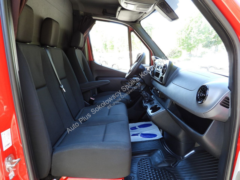 عربة نفعية Mercedes 23ASTER