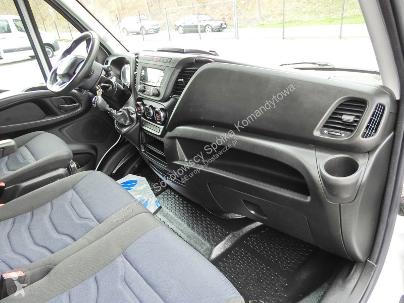 Furgoneta Iveco 35S18 DAILY