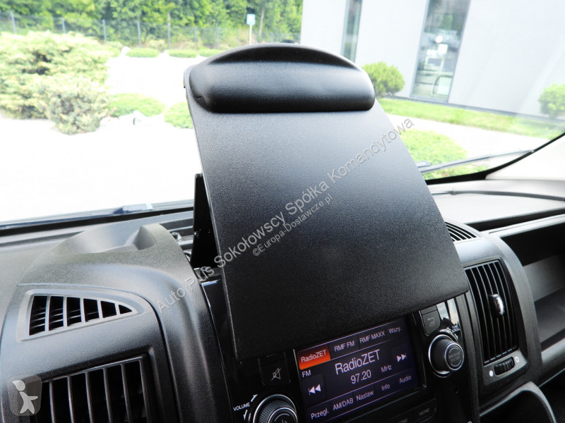 Samochód dostawczy Peugeot  BOXER