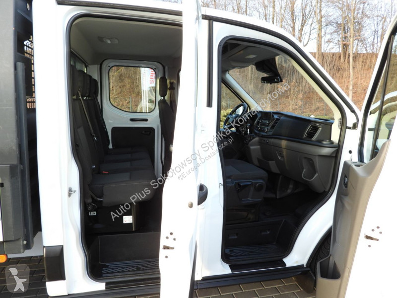 Samochód dostawczy Ford 4 x 4 TRANSIT