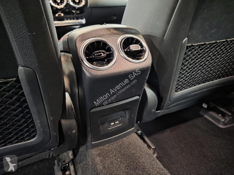 Véhicule utilitaire Mercedes CLA Shooting Brake...