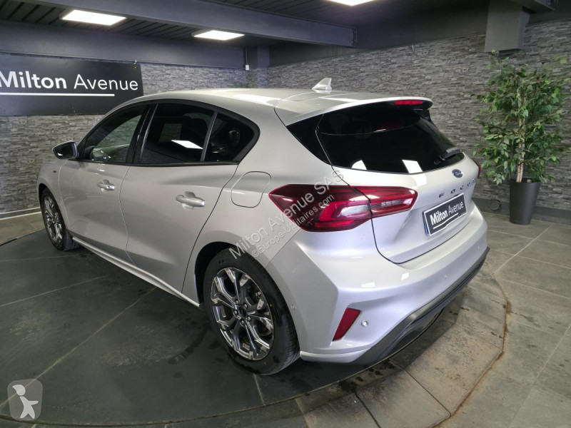 Véhicule utilitaire Ford FOCUS 1.0 EcoBoost...