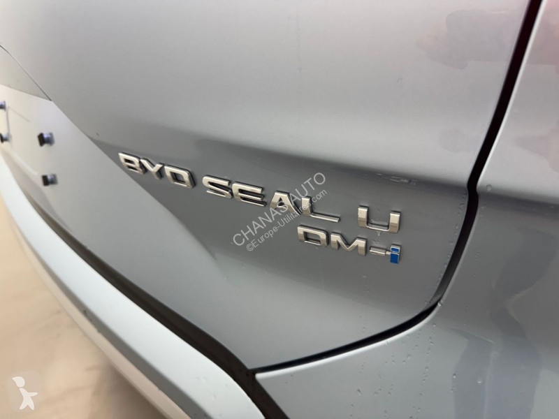 Nyttofordon BYD 1.5l DM-i 218 ch PHEV Boost