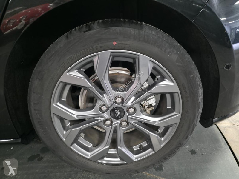 Véhicule utilitaire Ford FOCUS 1.0 EcoBoost...
