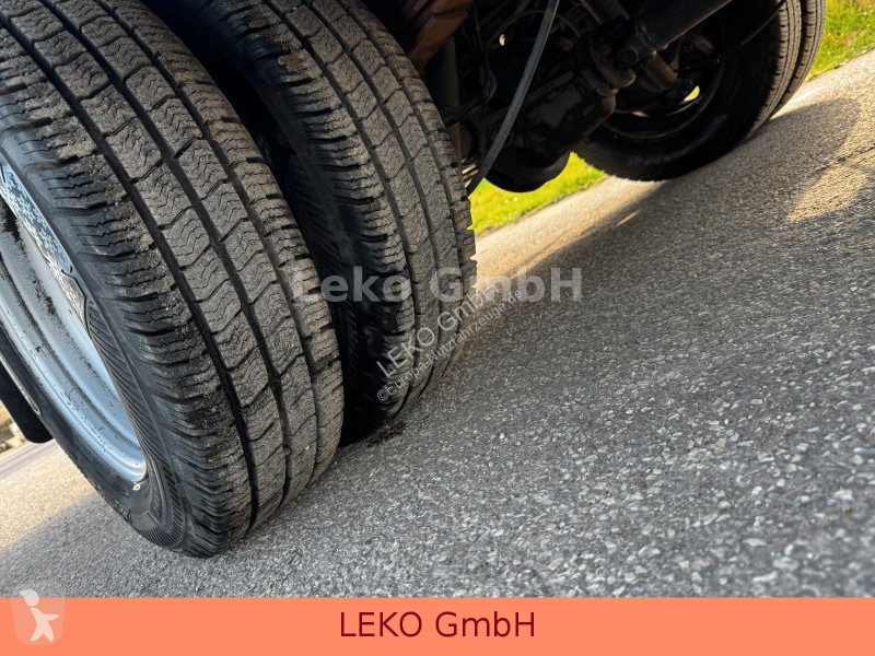 Samochód dostawczy Iveco 35C13 Mit Relec Froid...