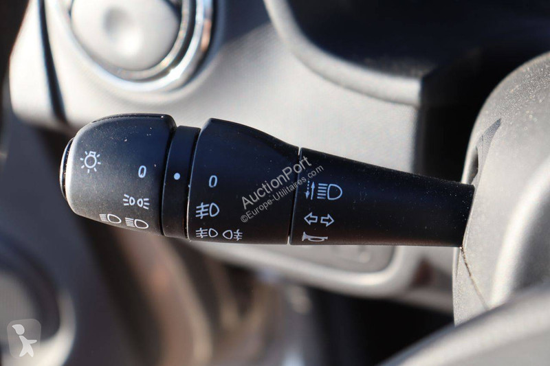 عربة نفعية Dacia