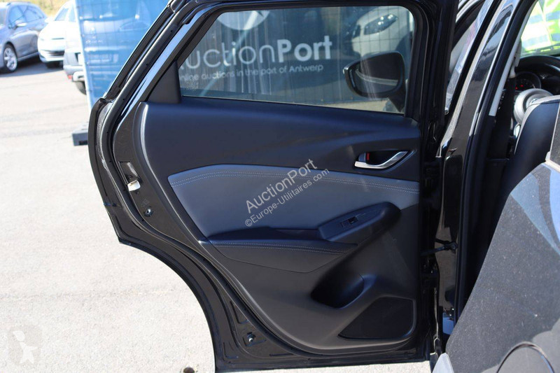 Samochód dostawczy Mazda  CX-3