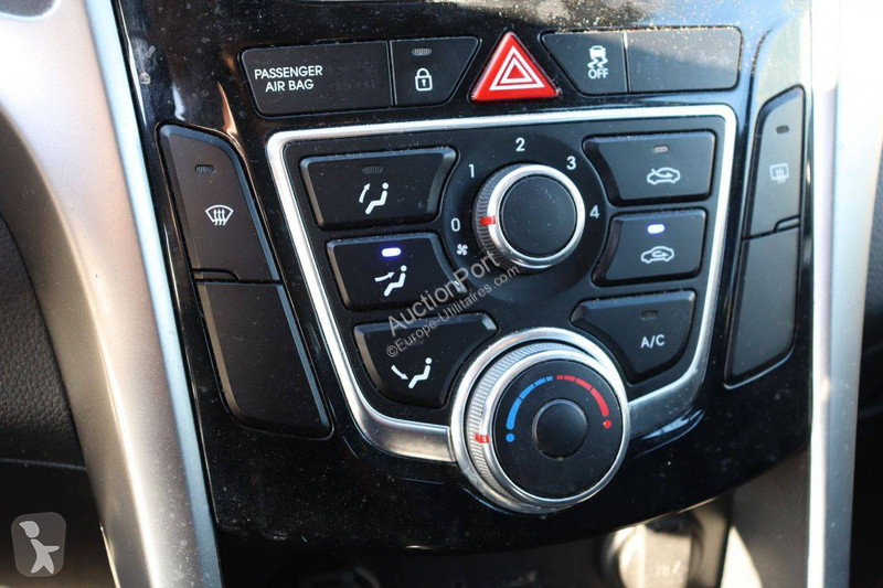 Samochód dostawczy Hyundai i30