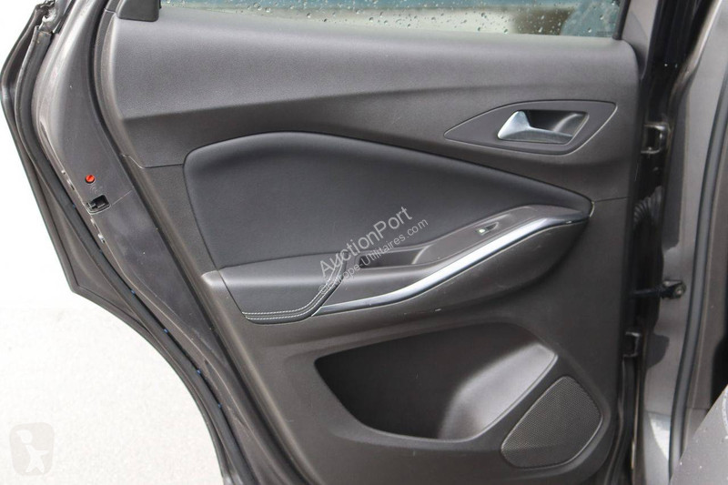 Véhicule utilitaire Opel