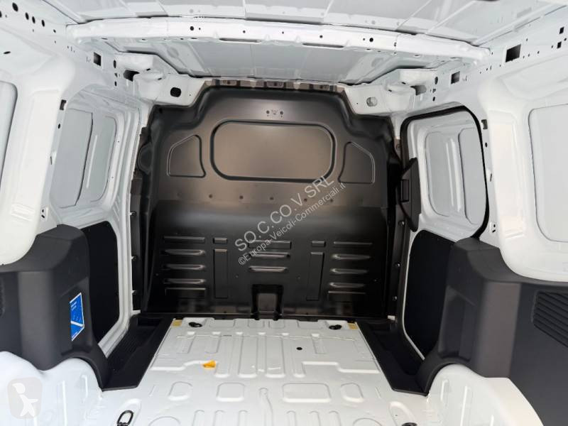 Комерційні автомобілі Ford