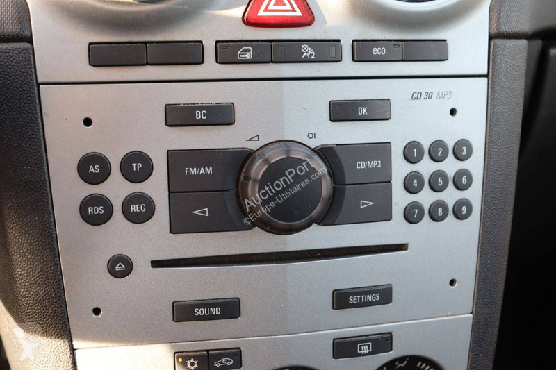 Véhicule utilitaire Opel