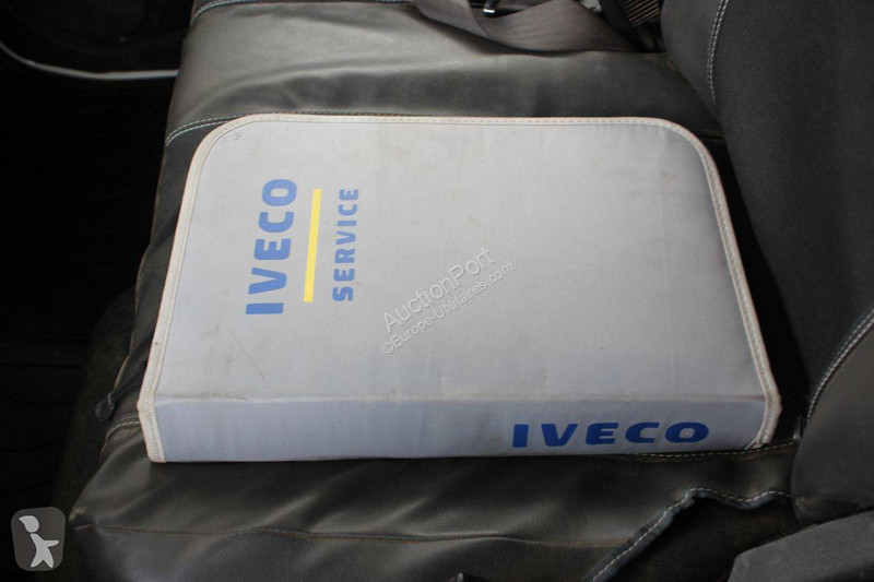 Véhicule utilitaire Iveco 80-210
