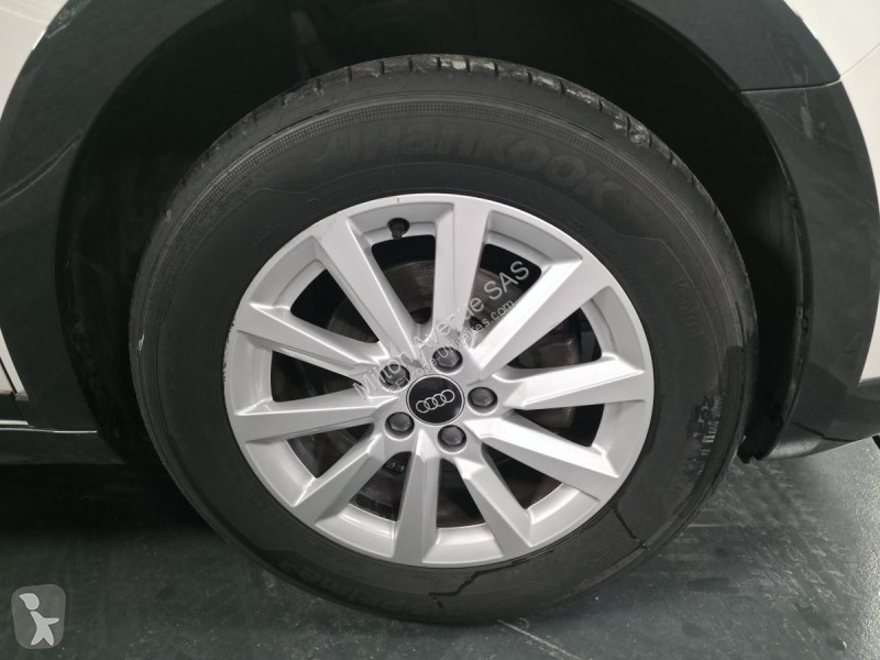 Véhicule utilitaire Audi Allstreet 1.0 30 TFSI...
