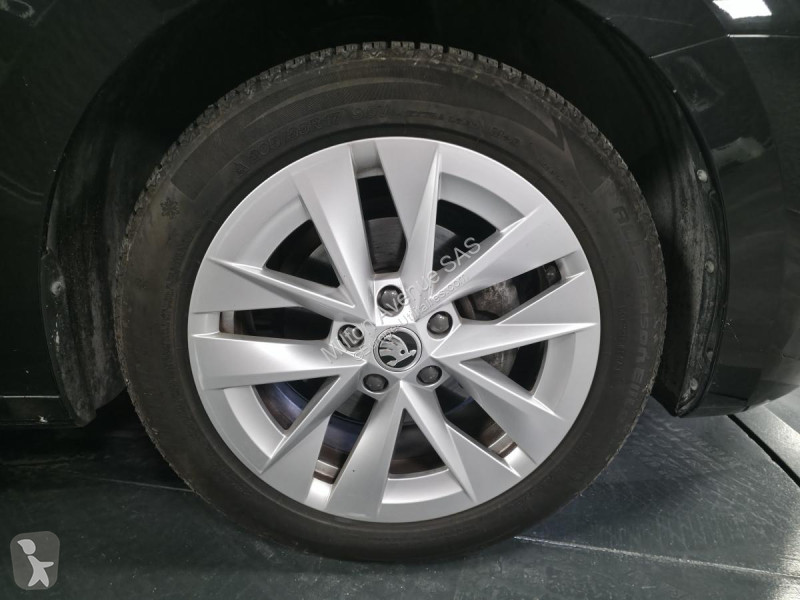 Véhicule utilitaire Skoda OCTAVIA Combi 2.0 TDI...