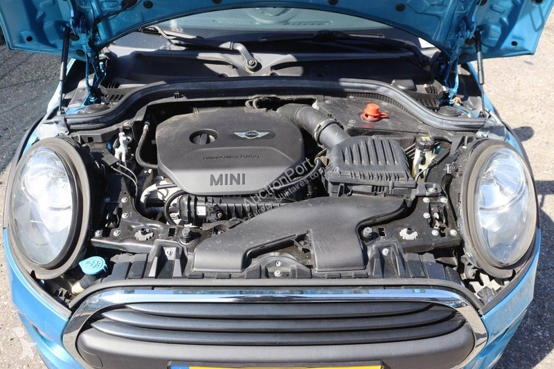 Mini One van