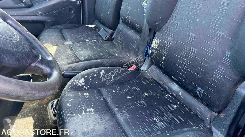 Veículo utilitário Citroën BERLINGO
