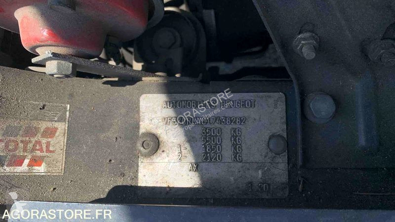 Véhicule utilitaire Peugeot BOXER