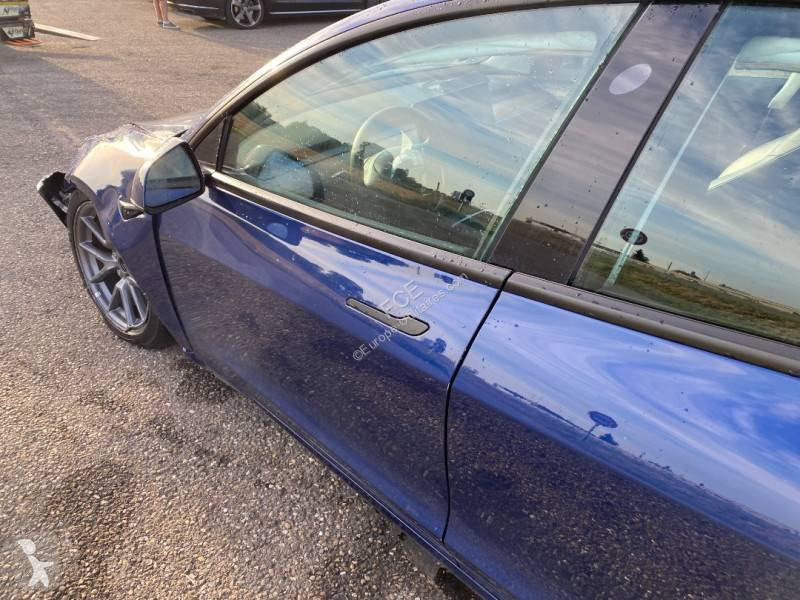 Véhicule utilitaire Tesla