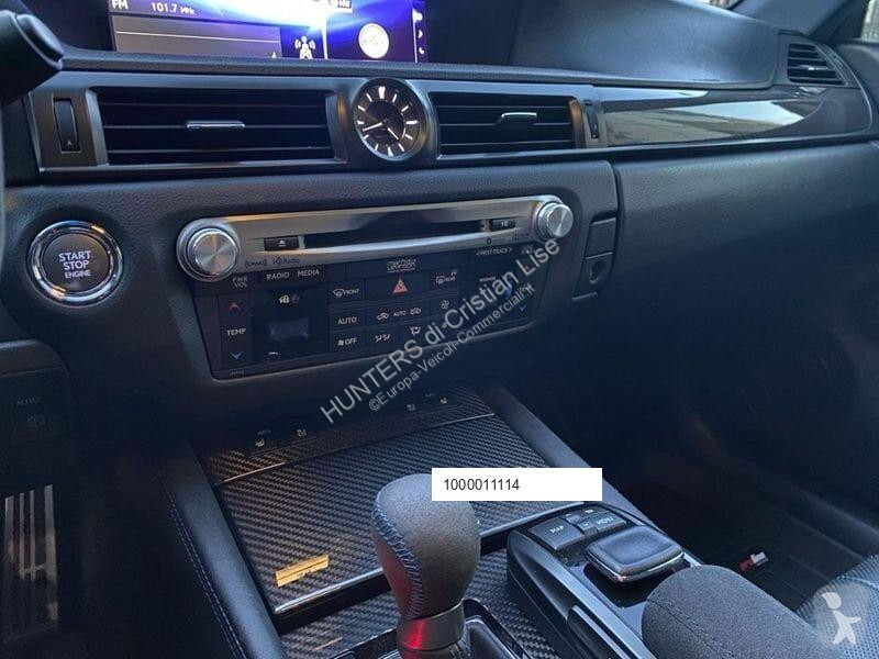 Autoutilitară Lexus GS