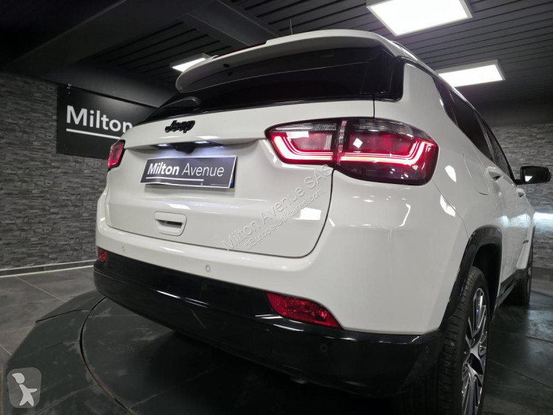 Véhicule utilitaire Jeep COMPASS 1.5 Turbo T4...