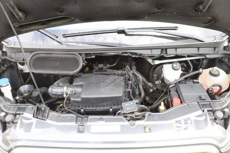Véhicule utilitaire Ford