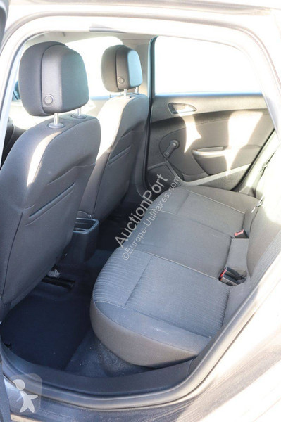 Véhicule utilitaire Opel